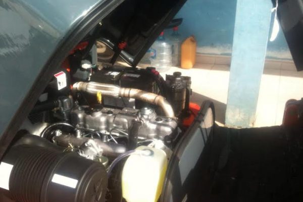 Động cơ Isuzu 4JG2
