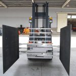 xe kẹp thùng carton