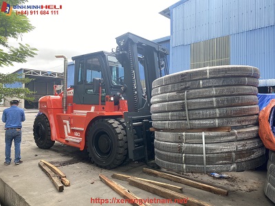 xe nâng 18 tấn
