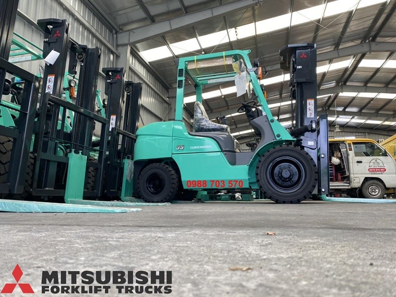 xe nâng mitsubishi 3.5 tấn 