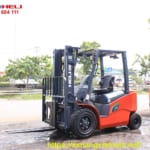 Xe Nâng Điện Lithium 3 TấnXe Nâng Điện Lithium 3 Tấn