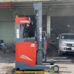 xe nâng điện đứng lái reach truck 2.5 tấn