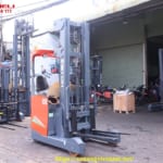 xe nâng điện reach truck 2 tấn
