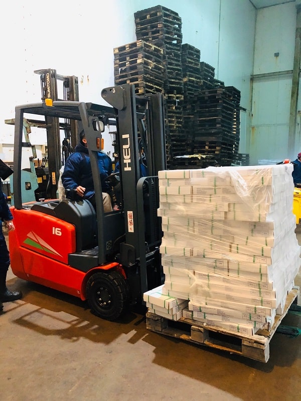 xe nâng điện kho lạnh