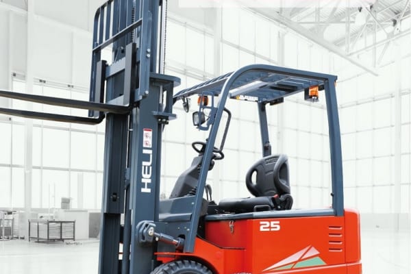 xe nâng điện ngồi lái heli