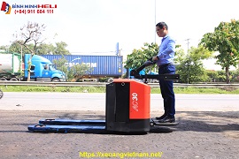 xe nâng tay điện tự động