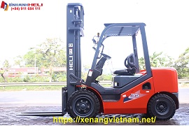 xe nâng dầu diesel