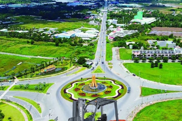 xe nâng tại long an