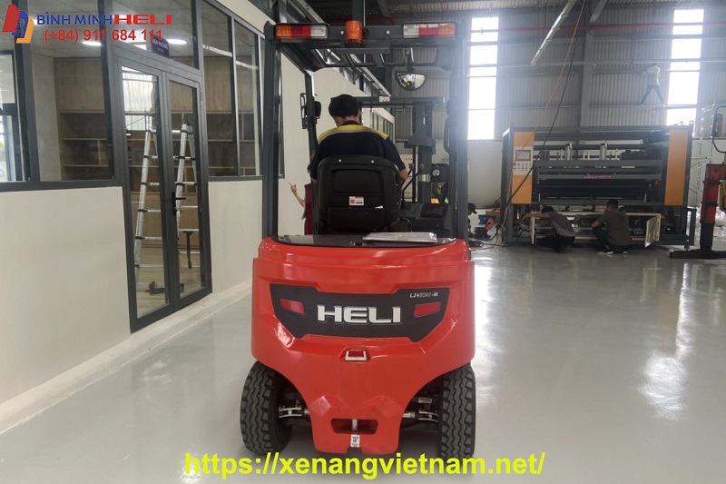 xe nâng điện lithium 2.5 tấn chính hãng HELI