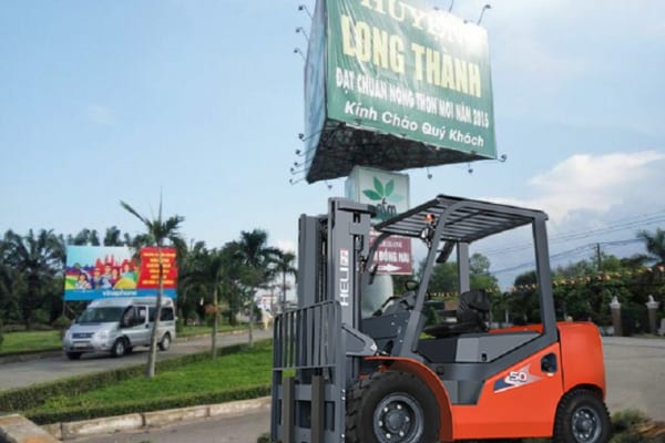 xe-nang-tai-huyen-long-thanh-dong-nai