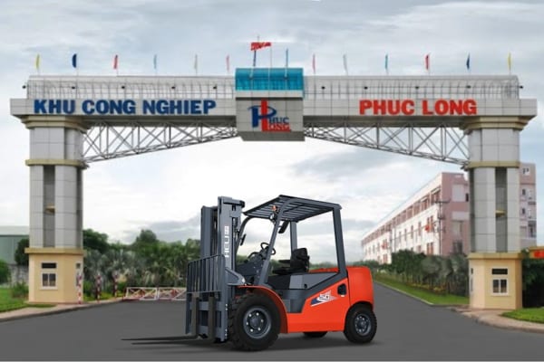 Xe Nâng Tại KCN Bến Lức - Long An