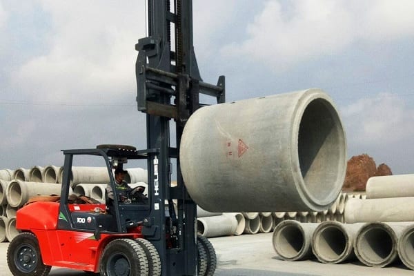 Cho thuê xe nâng 10 tấn