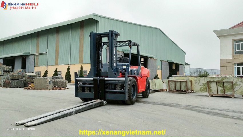 Bàn Giao Xe Nâng 8.5 Tấn Cho Nhà Máy Đá Hưng Thịnh Tại Hưng Yên