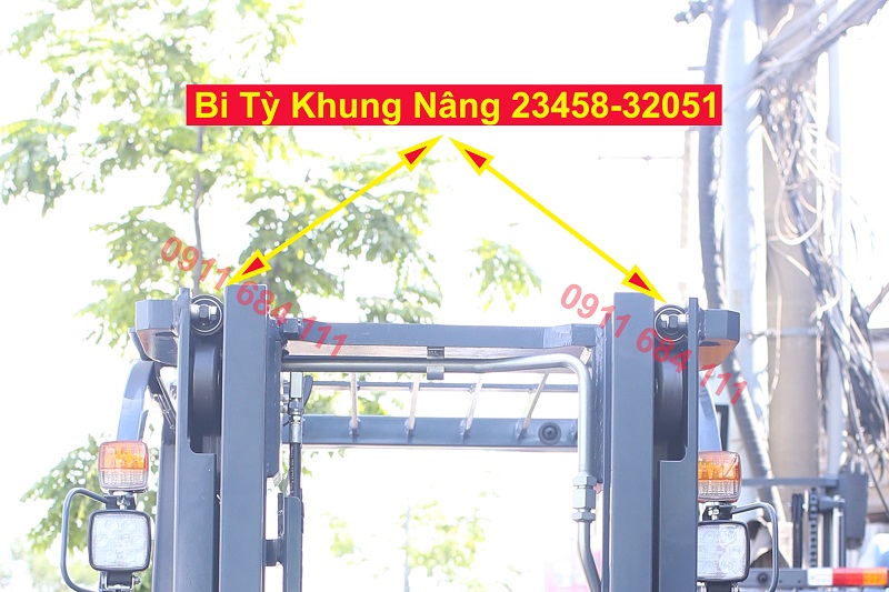 Vị Trí Lắp Đặt Bi Tỳ Khung Nâng 23458-32051