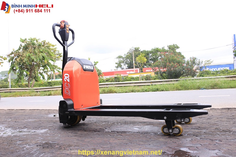 Xe Nâng Tay Điện HELI Tại Quảng Ninh